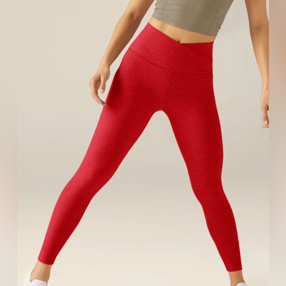 BEYOND YOGA AT YOUR LEISURE HIGH WAISTED MIDI LEGGINGS RED MEDIUM